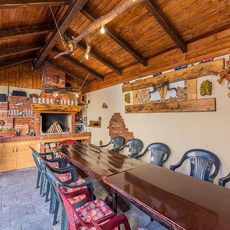 Vila Casa David Săcele Exteriér fotografie