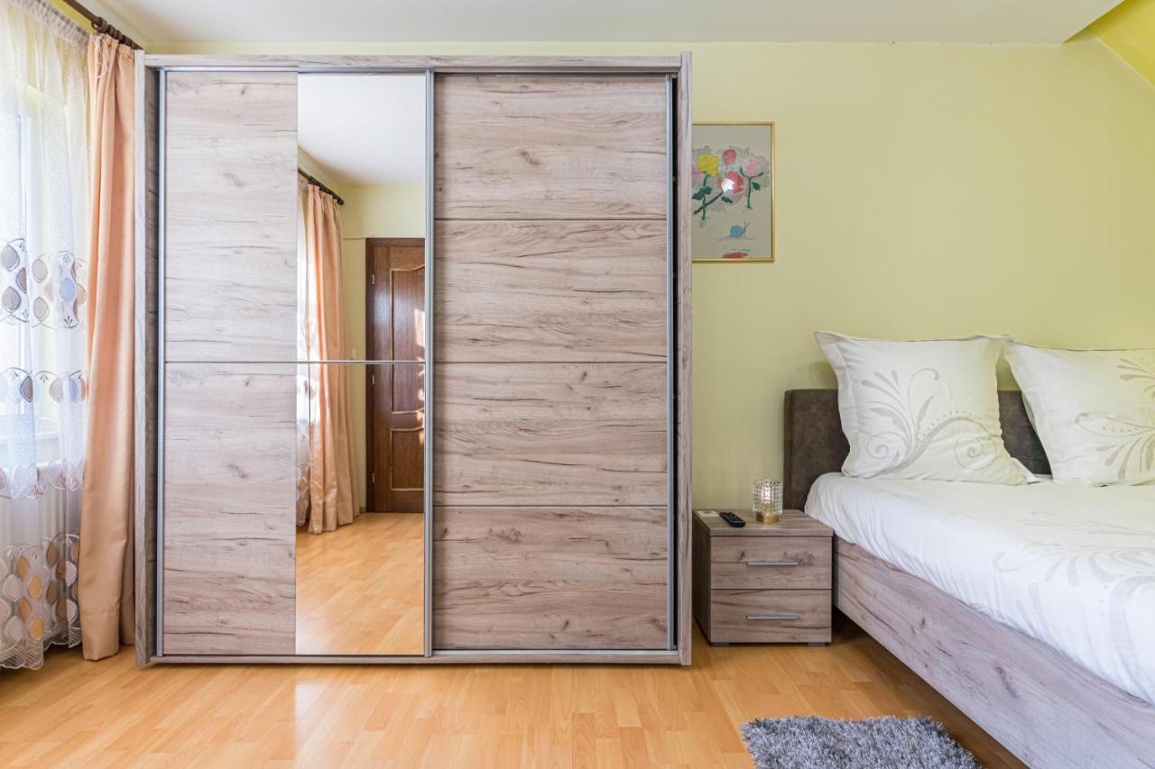 Vila Casa David Săcele Exteriér fotografie