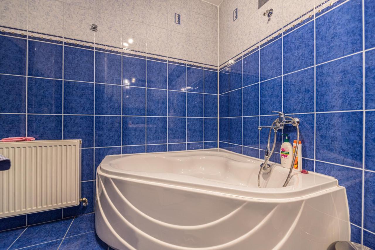 Vila Casa David Săcele Exteriér fotografie