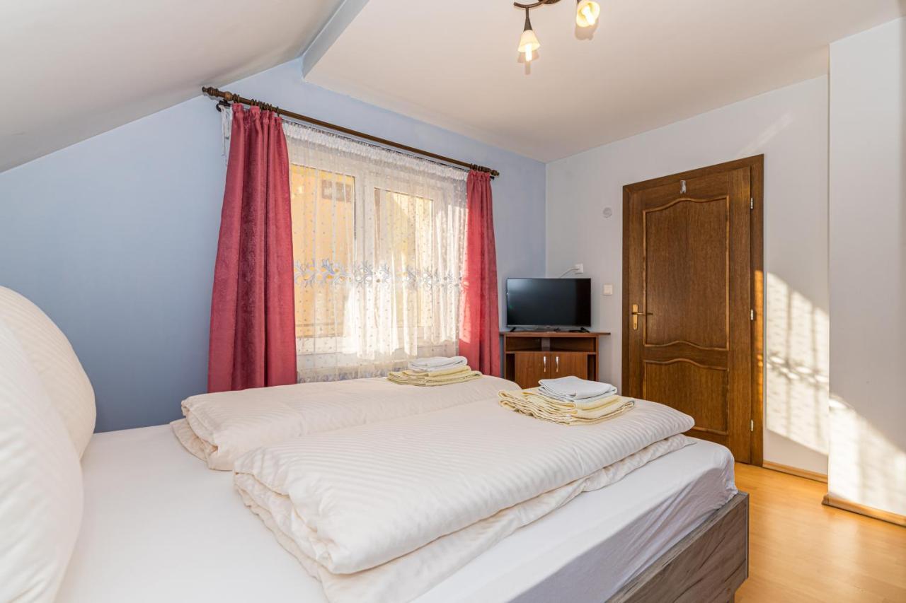 Vila Casa David Săcele Exteriér fotografie