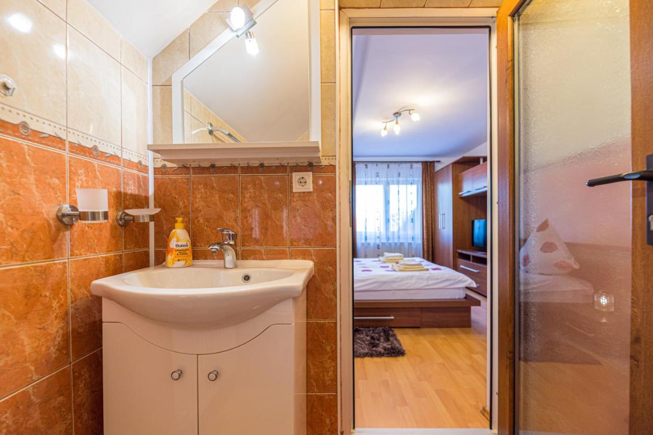 Vila Casa David Săcele Exteriér fotografie