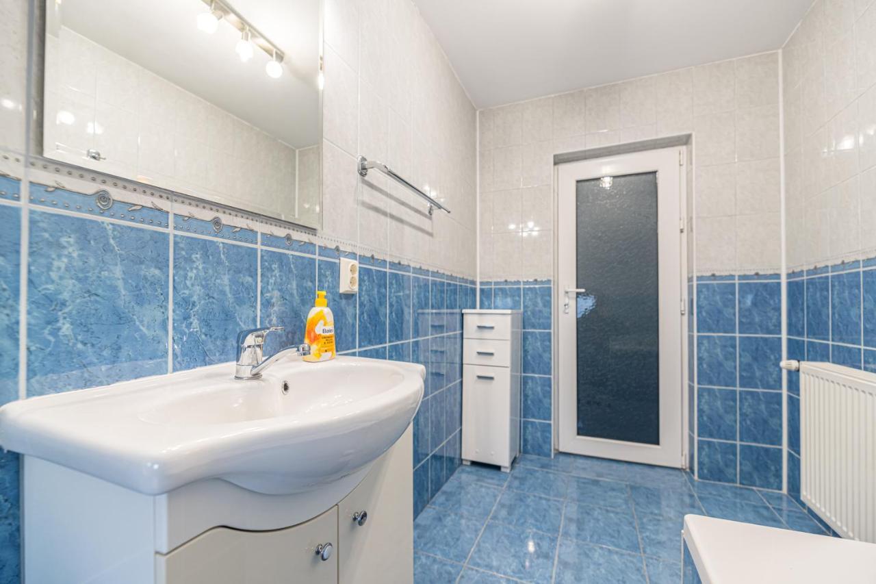 Vila Casa David Săcele Exteriér fotografie